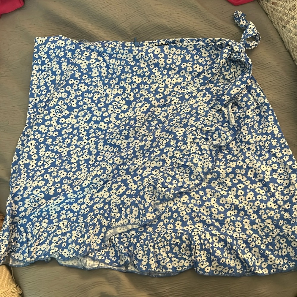 Floral tie skirt mini skirt!